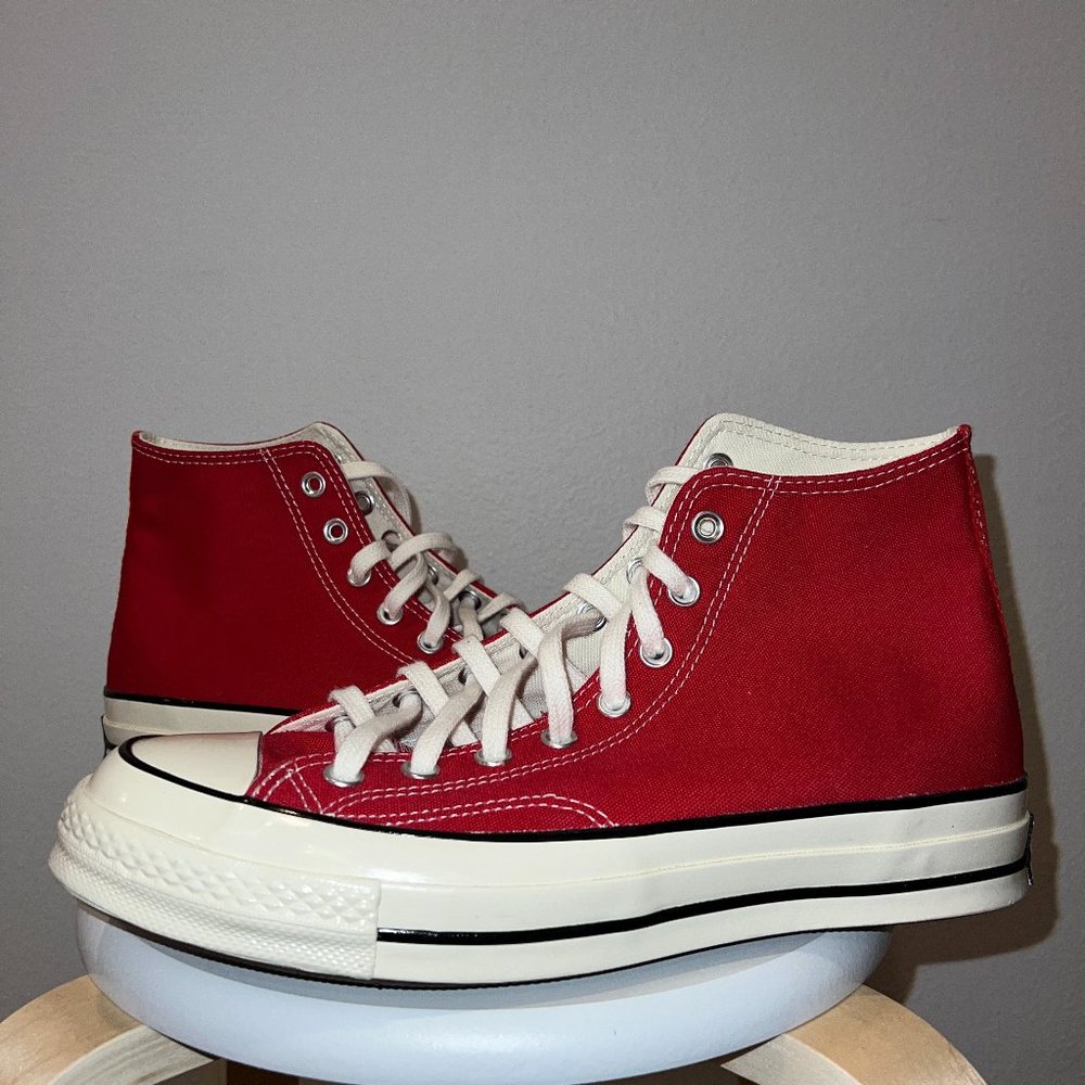 Size 9 - Converse Chuck 70 High Red